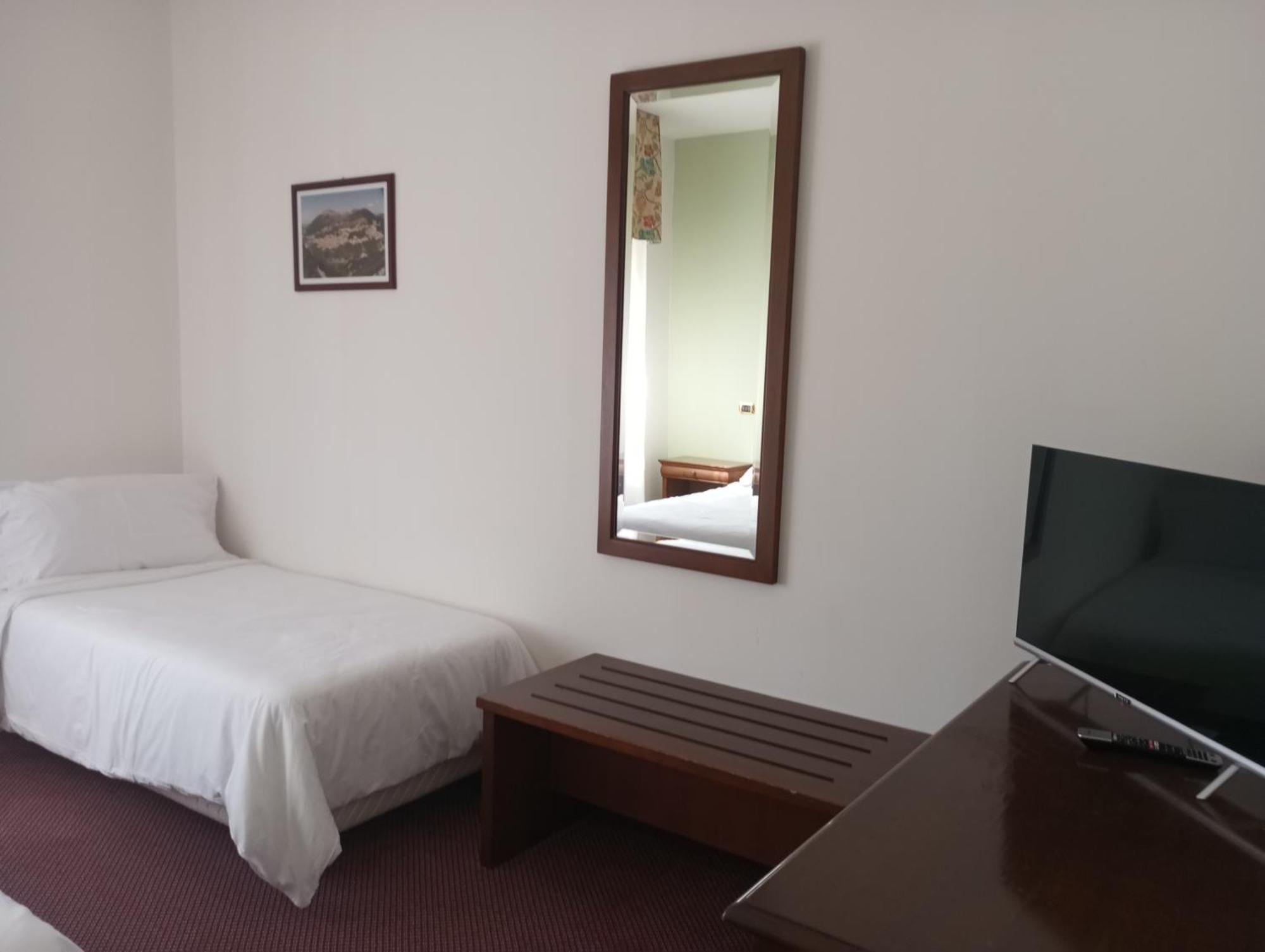 Regina Hotel Pollino Morano Calabro Εξωτερικό φωτογραφία