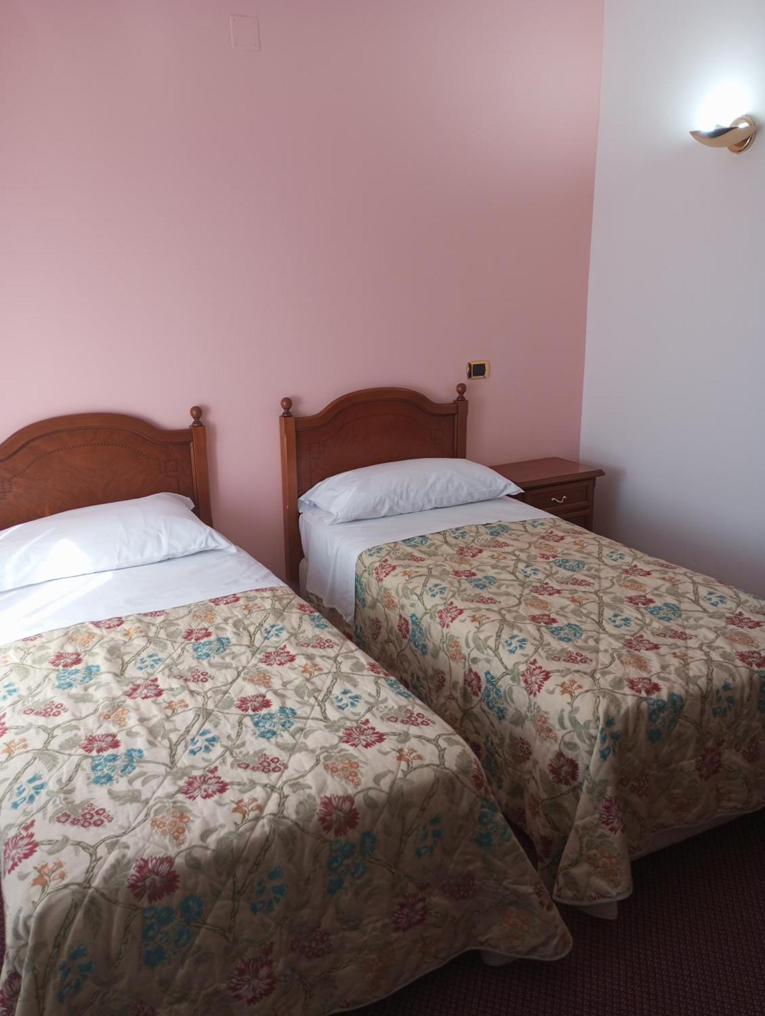 Regina Hotel Pollino Morano Calabro Εξωτερικό φωτογραφία